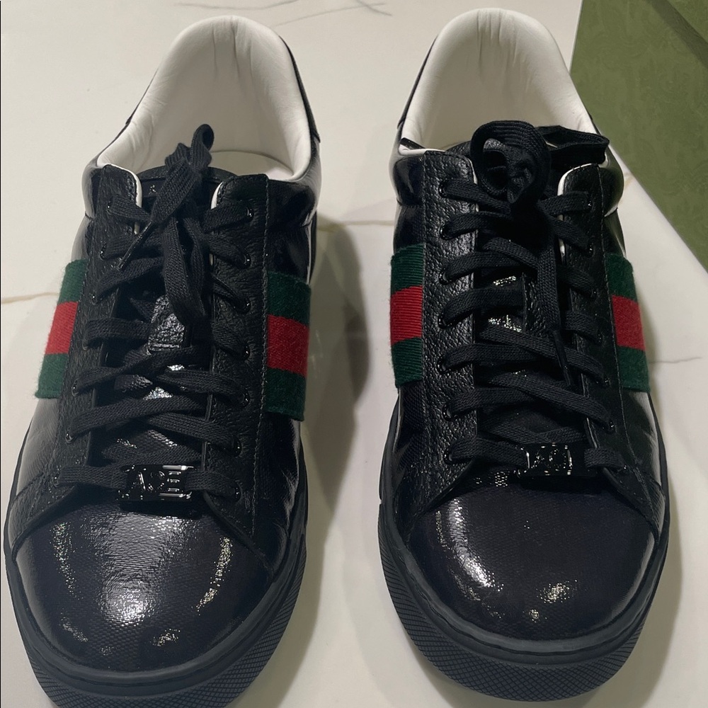 Gucci NWT Men's Patent Black Leather Ace Sneakers w/ Red & Green Stripes 9.5US - Picture 5 of 16